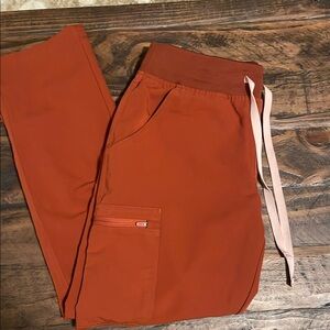 Women’s Figs Auburn Scrub Pants
